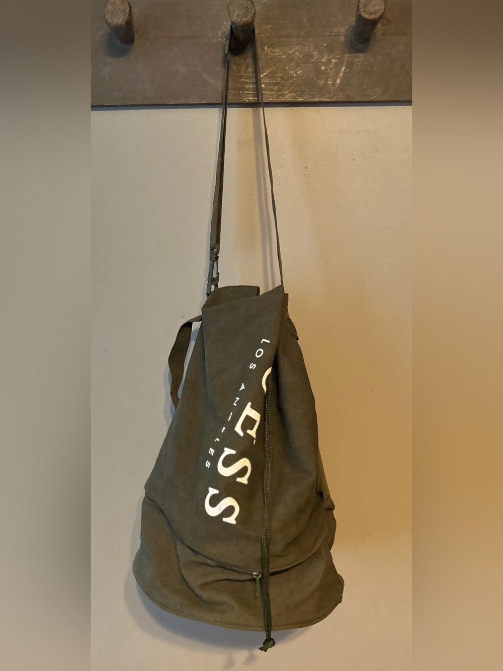 Vintage 90s/y2k Guess duffle bag - Picture 3 of 16